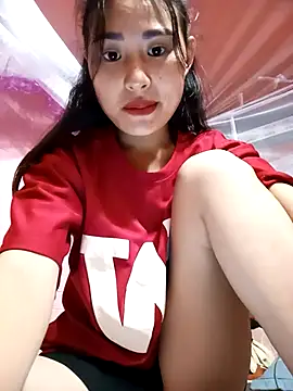 Snapshot of trieungoclnt chatting on 10/23/25, 07:18 trieungoclnt online show from 10/23/25, 07:18