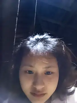 Snapshot of trieungoclnt chatting on 03/17/25, 04:54 trieungoclnt online show from 03/17/25, 04:54