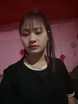 trieungoclnt online show from 03/22/26, 07:43