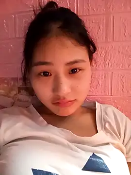 trieungoclnt online show from 01/07/26, 04:34