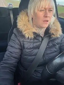 poussichienne online show from 01/16/26, 02:32