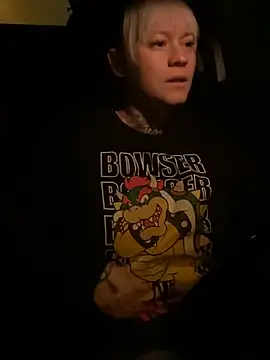 poussichienne online show from 02/25/26, 04:23