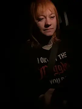 poussichienne online show from 03/20/26, 04:24