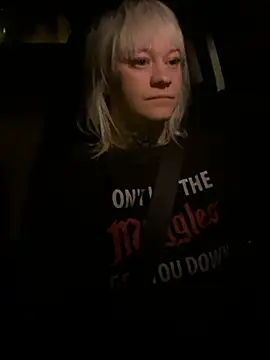 poussichienne online show from 02/21/26, 04:14