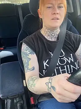 poussichienne online show from 03/24/26, 11:54