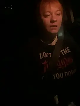 poussichienne online show from 03/19/26, 04:23