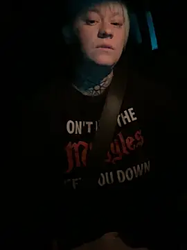 poussichienne online show from 03/03/26, 04:19