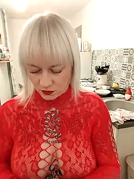 poussichienne online show from 02/14/26, 04:29