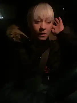 poussichienne online show from 02/19/26, 04:20