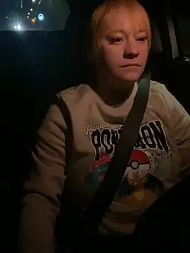 poussichienne online show from 04/16/26, 02:45