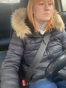 poussichienne online show from 03/28/26, 11:11