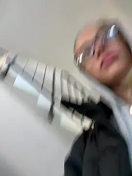 enjoy my beauty online show from 11/14/25, 07:01