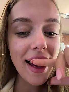 enjoy my beauty online show from 02/21/25, 08:07