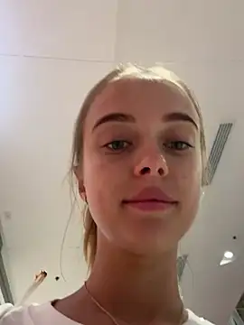 enjoy my beauty online show from 02/12/25, 07:34