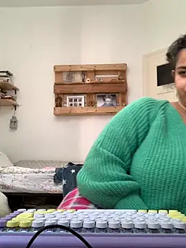 Curvydesifromgermany online show from 09/15/25, 09:43