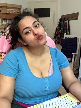 Curvydesifromgermany online show from 06/01/26, 10:37