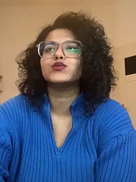 Curvydesifromgermany online show from 01/27/25, 12:58