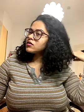 Curvydesifromgermany online show from 12/05/25, 03:21