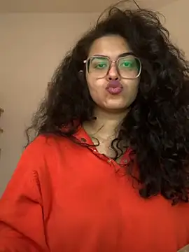 Curvydesifromgermany online show from 01/16/25, 01:03