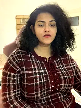 Curvydesifromgermany online show from 11/03/25, 05:56