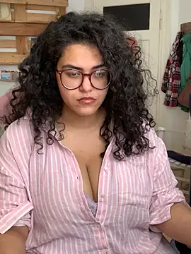 Curvydesifromgermany online show from 08/04/26, 09:36