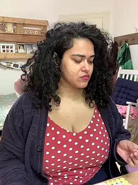 Curvydesifromgermany online show from 05/14/26, 11:51