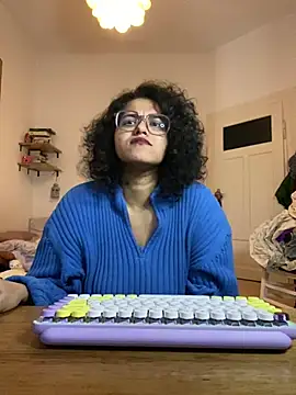 Curvydesifromgermany online show from 01/27/25, 04:01