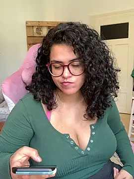 Curvydesifromgermany online show from 04/02/26, 10:33