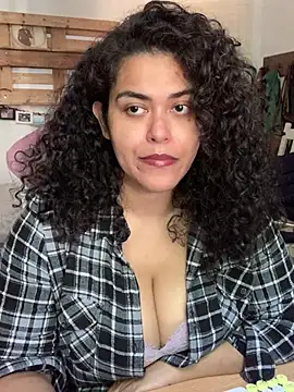 Curvydesifromgermany online show from 07/28/26, 02:35