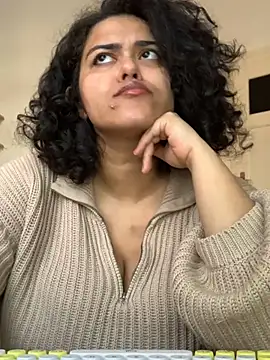 Curvydesifromgermany online show from 03/08/25, 03:24