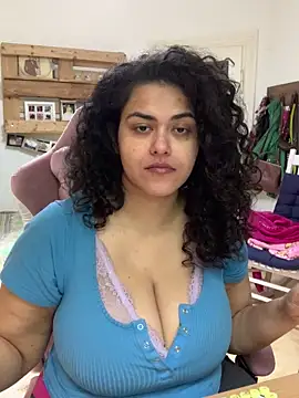 Curvydesifromgermany online show from 05/20/26, 02:03