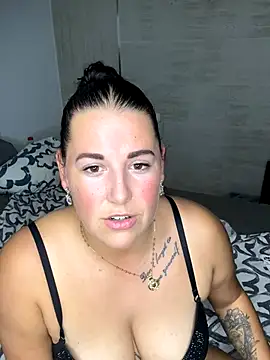 xlinastarrx online show from 10/01/25, 07:51