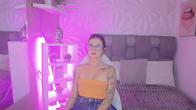 mariiana-diaz online show from 03/21/26, 03:49