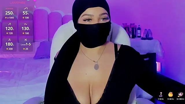 Snapshot of Haanna__ chatting on 03/20/25, 07:04 Haanna online show from 03/20/25, 07:04