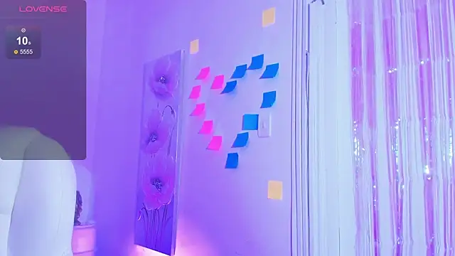 Snapshot of Haanna__ chatting on 02/20/25, 01:57 Haanna online show from 02/20/25, 01:57