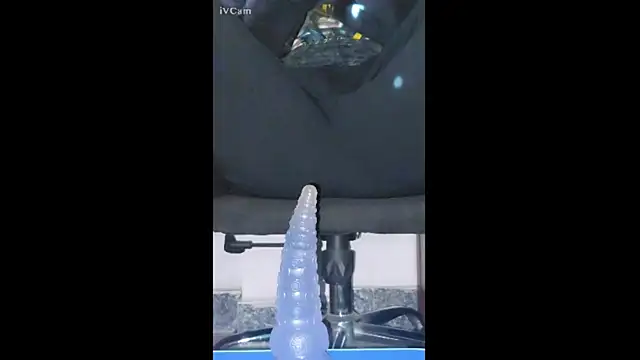 Haniiiiii online show from 01/07/26, 01:43