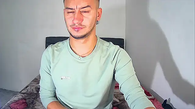 Kevin Torres online show from 11/12/25, 04:16