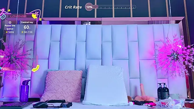 Snapshot of AuraRoss chatting on 02/27/26, 07:14 AuraRoss online show from 02/27/26, 07:14