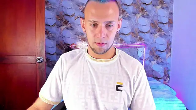 Snapshot of Damon_Bakert chatting on 04/27/26, 02:37 Damon Bakert online show from 04/27/26, 02:37