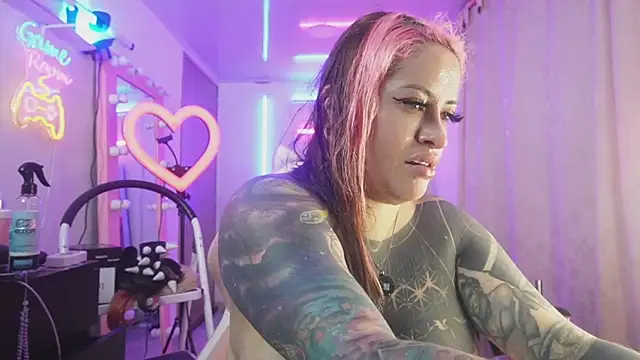 angelacianuro  online show from 03/12/25, 07:24