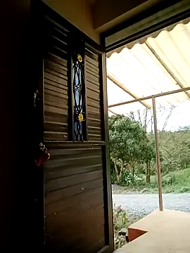 Lukas strong online show from 10/10/25, 06:42