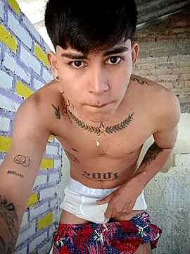 Lukas strong online show from 10/18/25, 01:24