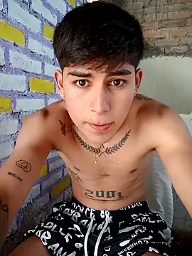 Lukas strong online show from 10/06/25, 07:14