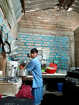 Lukas strong online show from 09/10/25, 04:06