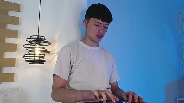 Steev Novoa online show from 03/07/25, 03:51