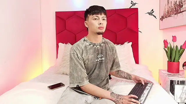 Steev Novoa online show from 02/06/26, 05:25