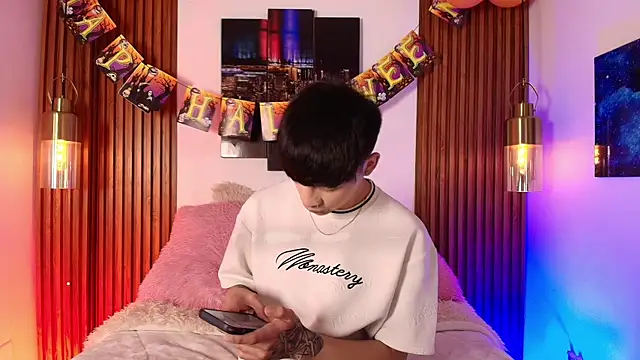 Steev Novoa online show from 10/24/25, 07:13