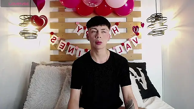 Steev Novoa online show from 02/08/25, 04:25