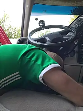 bigdickdaddy2184 online show from 11/05/25, 10:46