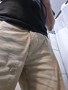 bigdickdaddy2184 online show from 04/01/26, 11:12